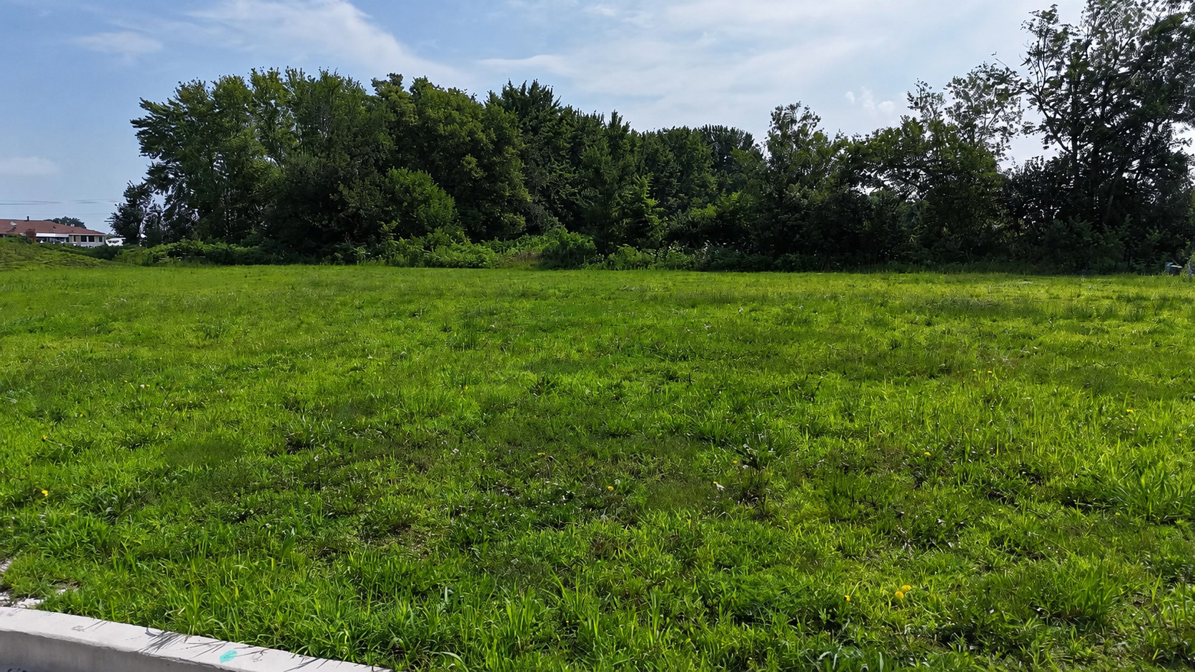 1st image of 3 Crossing Ct, Peru, IL 61354 | MLS# 12562484
