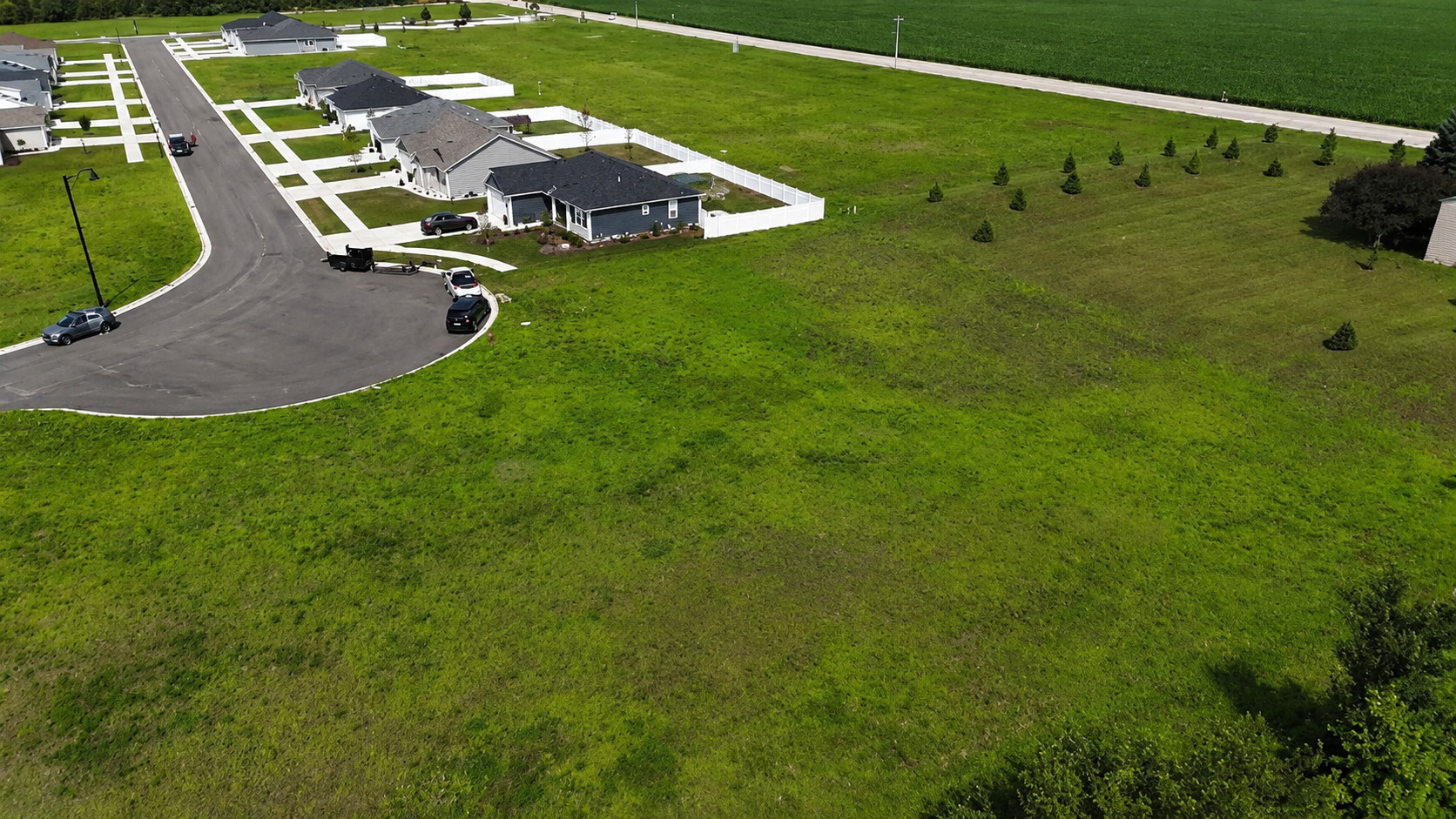 3rd image of 3 Crossing Ct, Peru, IL 61354 | MLS# 12562484