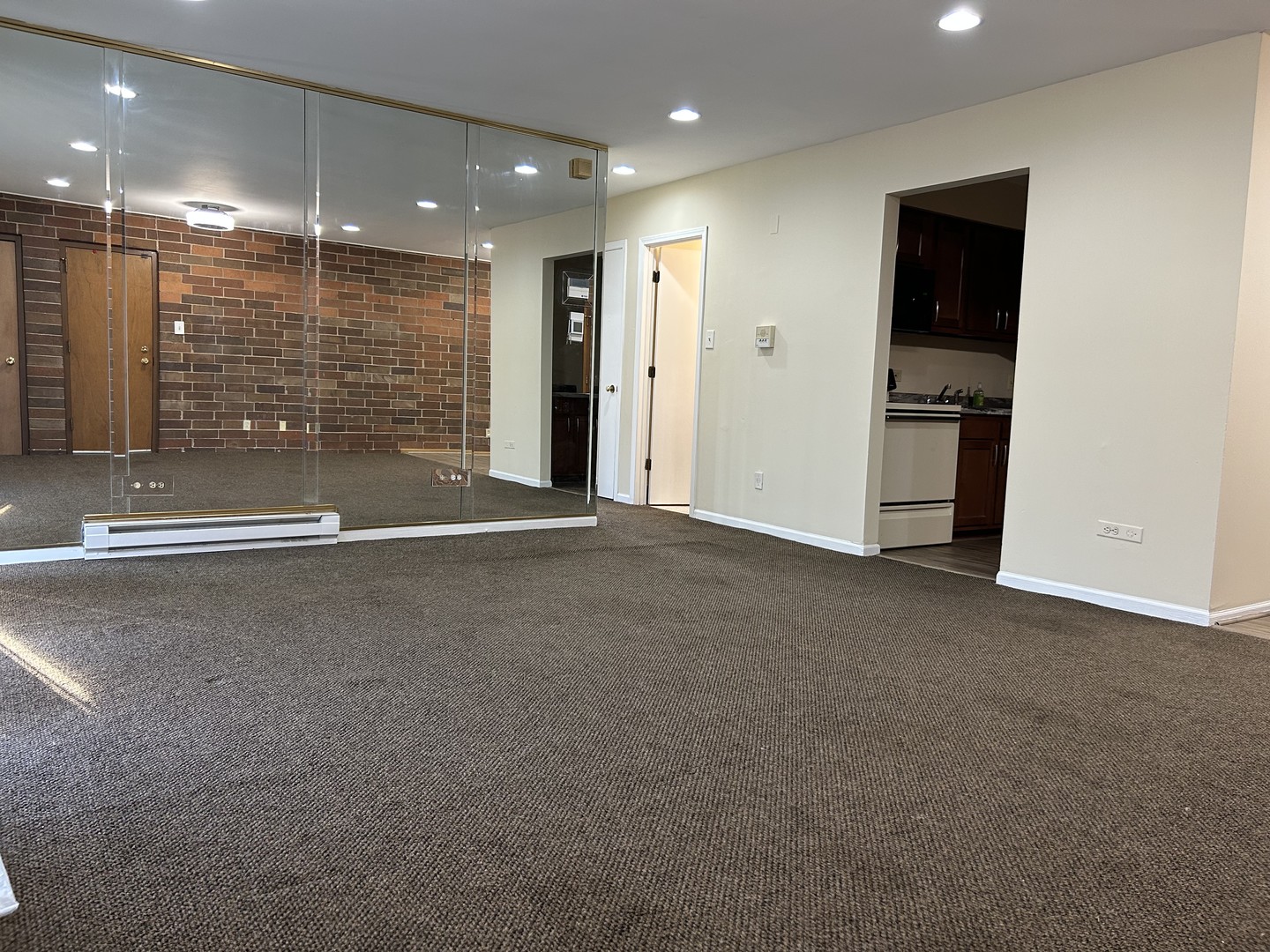 2nd image of 1925 Canal St #3a, Blue Island, IL 60406 | MLS# 12564697