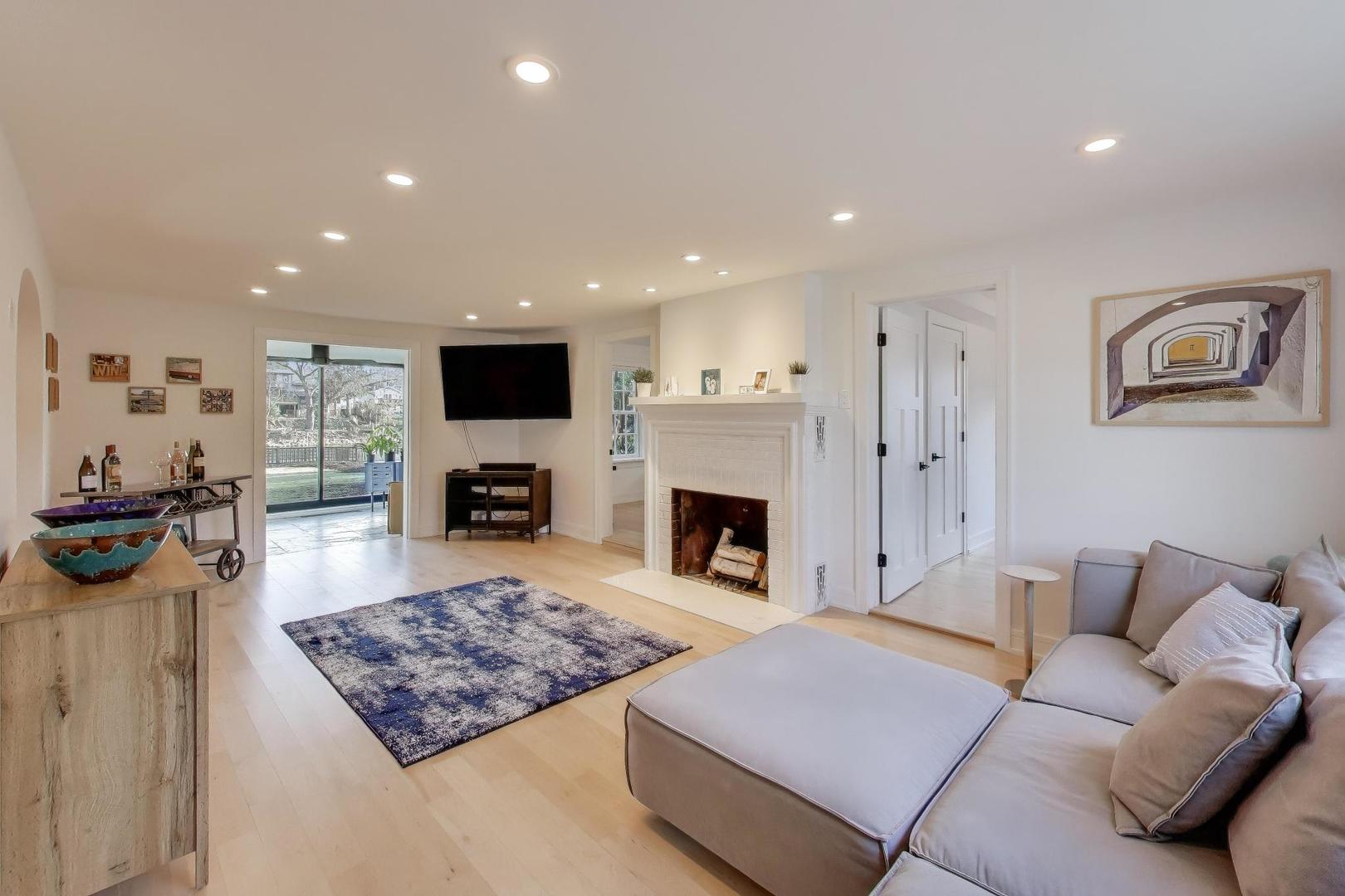 Homes for sale in Algonquin, IL | 407 La Fox River Dr, Algonquin, IL 60102 | MLS# 12564735