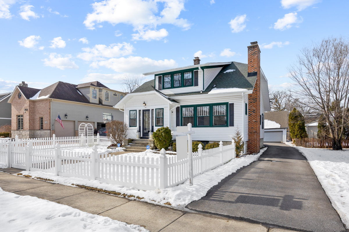 Homes for sale in Itasca, IL | (Undisclosed), Itasca, IL 60143 | MLS# 12565524