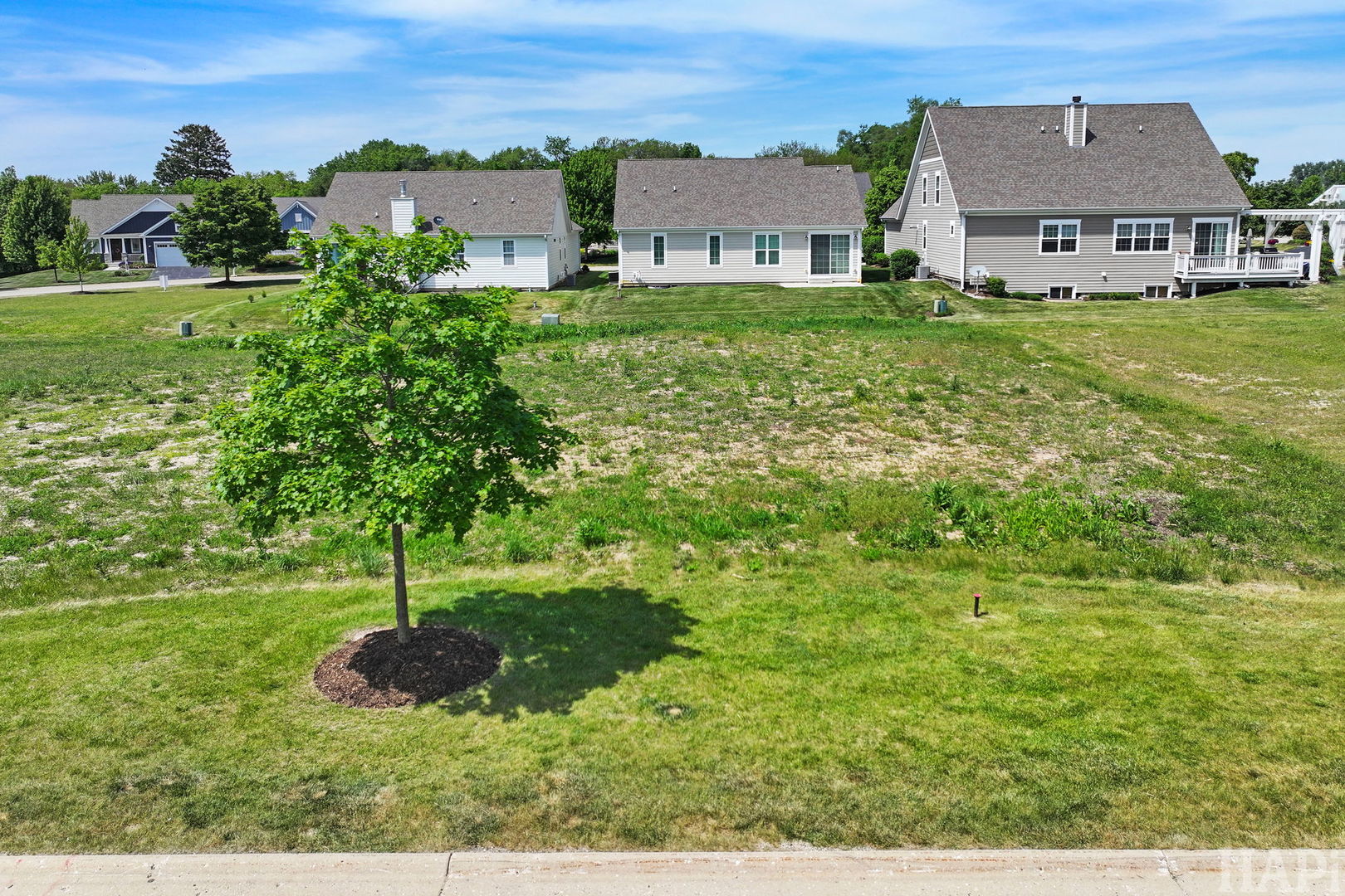 Homes for sale in Antioch, IL | 40445 N South Newport Dr, Antioch, IL 60002 | MLS# 12567249