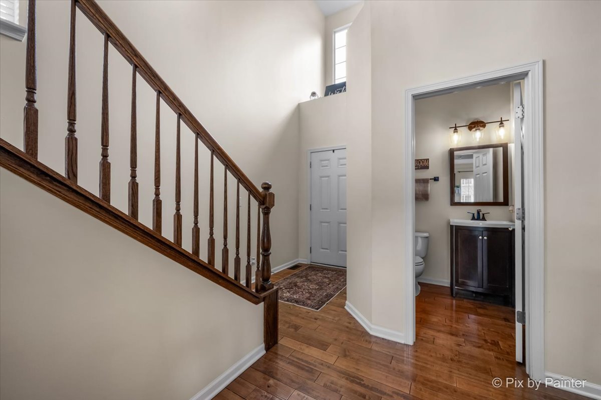 Homes for sale in Cary, IL | 1260 West Lake Dr, Cary, IL 60013 | MLS# 12568302