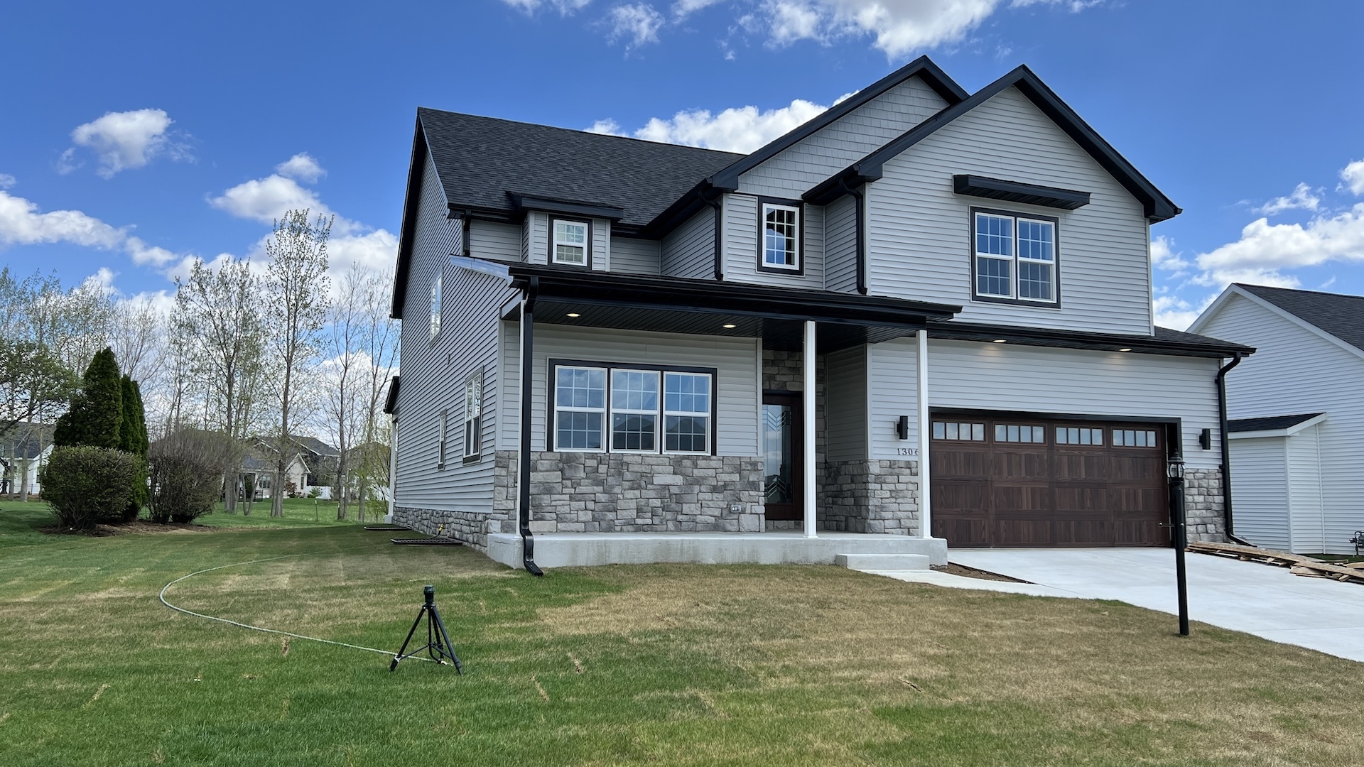 Homes for sale in Mahomet, IL | 1306 Roberto Rd, Mahomet, IL 61853 | MLS# 12569096