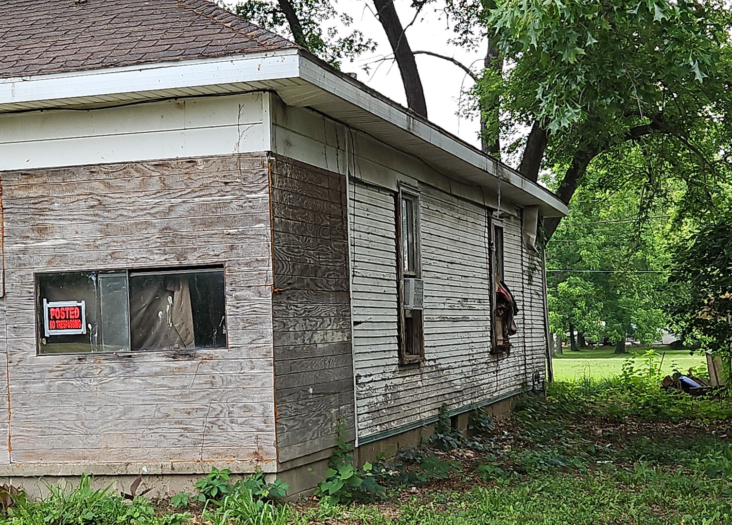 Homes for sale in Dowell, IL | 311 Vogel Ave, Dowell, IL 62927 | MLS# 12569950
