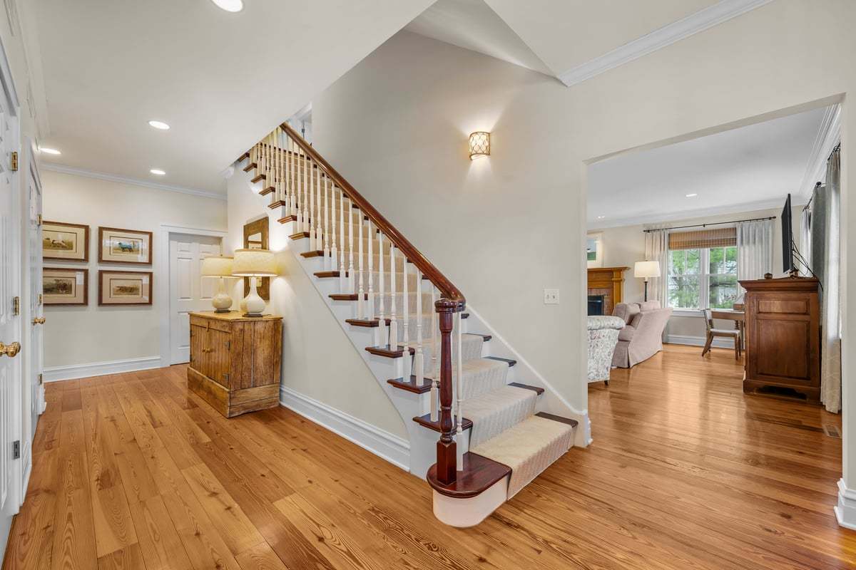 Homes for sale in Lake Forest, IL | 1190 W Old Mill Rd, Lake Forest, IL 60045 | MLS# 12571389