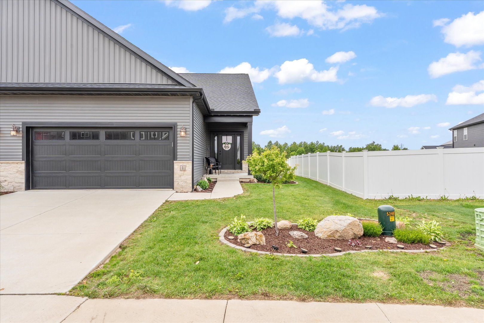 Homes for sale in Monticello, IL | 1 Prairie Trl, Monticello, IL 61856 | MLS# 12573522