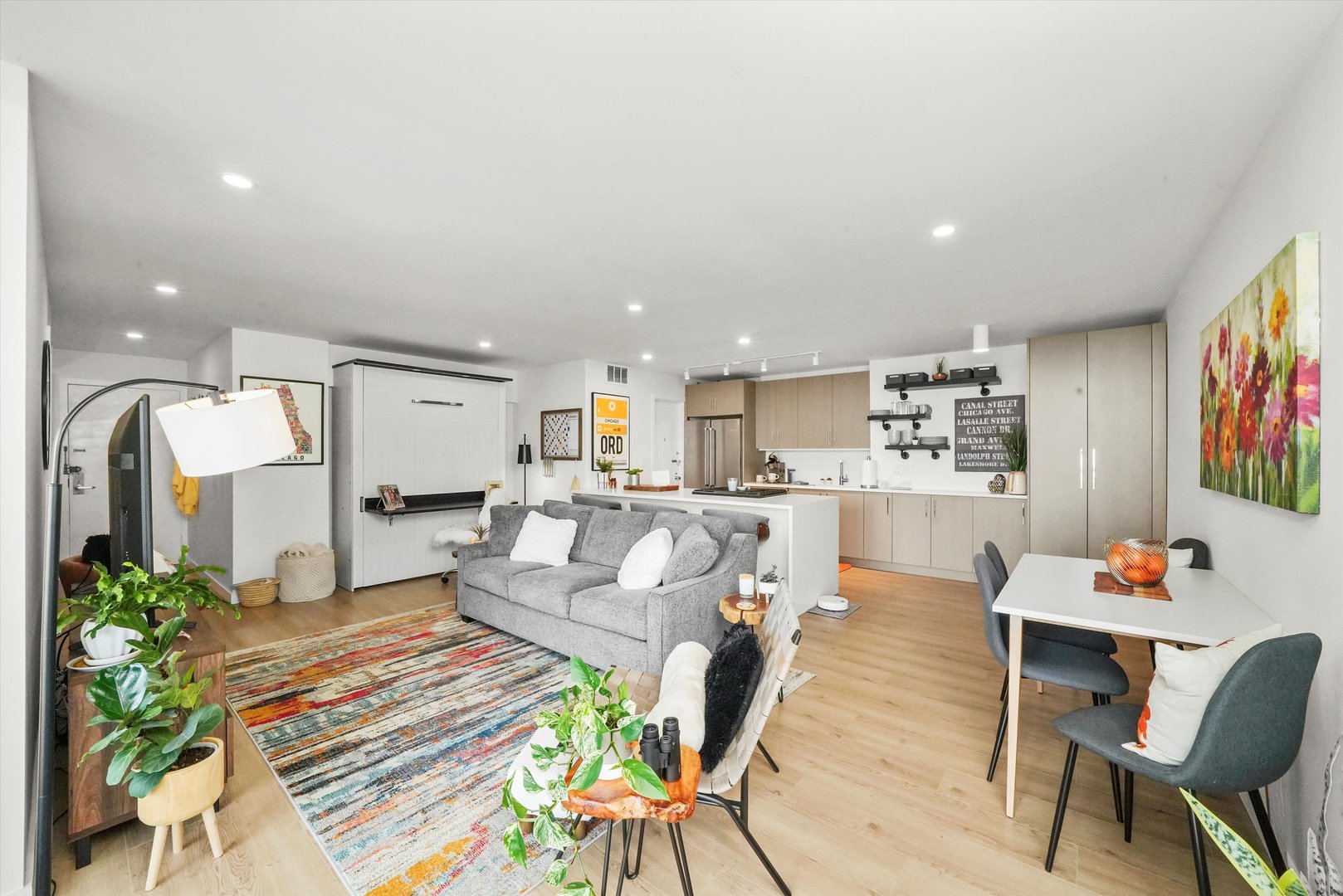 Homes for sale in Chicago, IL | 3430 N Lake Shore Dr #12J, Chicago, IL 60657 | MLS# 12575797