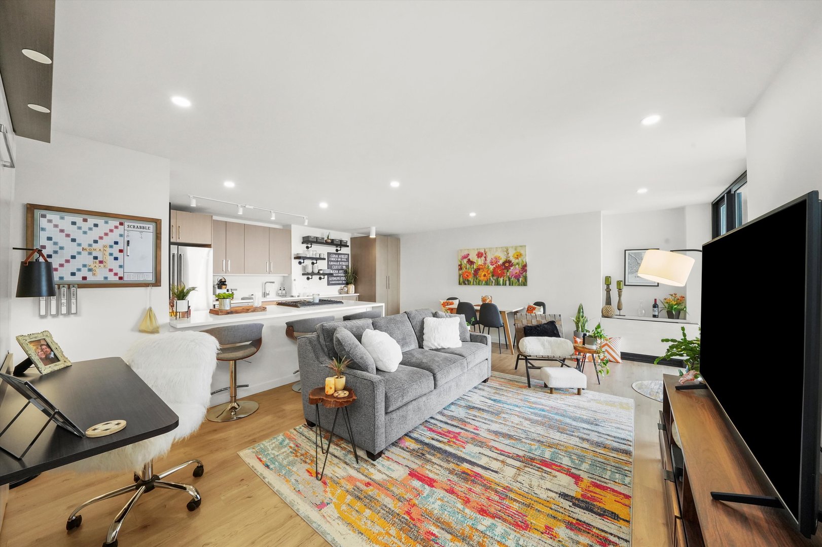 Homes for sale in Chicago, IL | 3430 N Lake Shore Dr #12J, Chicago, IL 60657 | MLS# 12575797