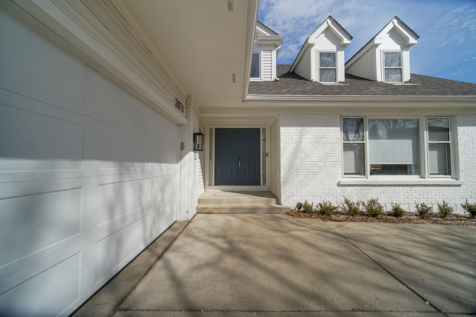 Homes for sale in Buffalo Grove, IL | 2873 Whispering Oaks Dr, Buffalo Grove, IL 60089 | MLS# 12577995