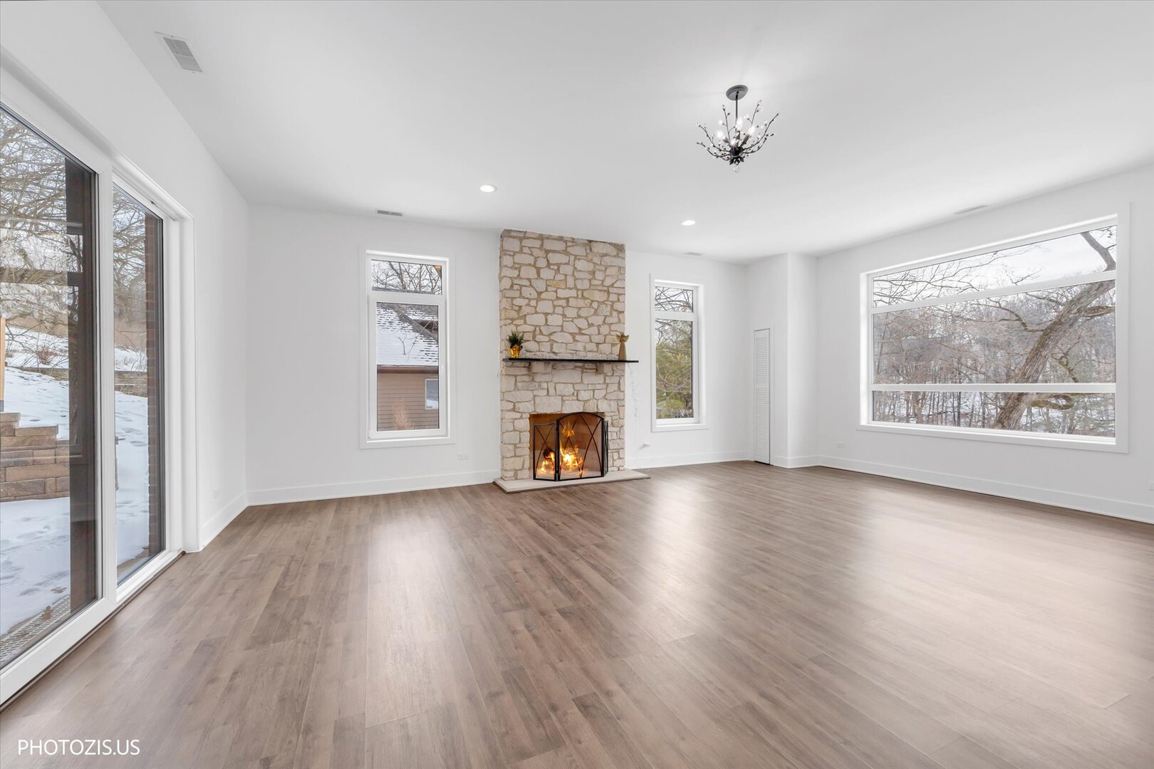 Homes for sale in Algonquin, IL | 615 Harper Dr, Algonquin, IL 60102 | MLS# 12578053