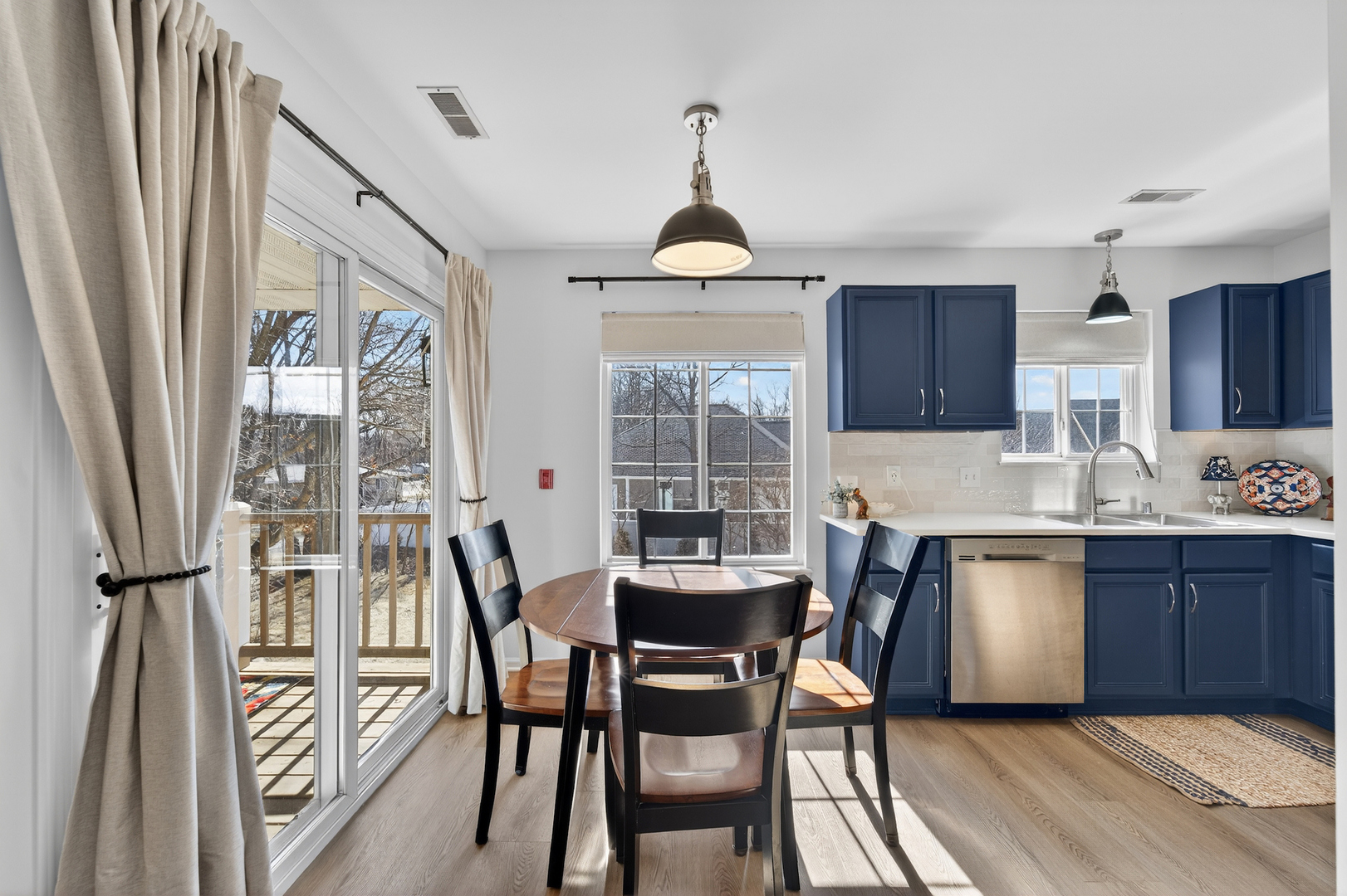 Homes for sale in Lake Geneva, WI | 129 S Curtis St #1121, Lake Geneva, WI 53147 | MLS# 12578577