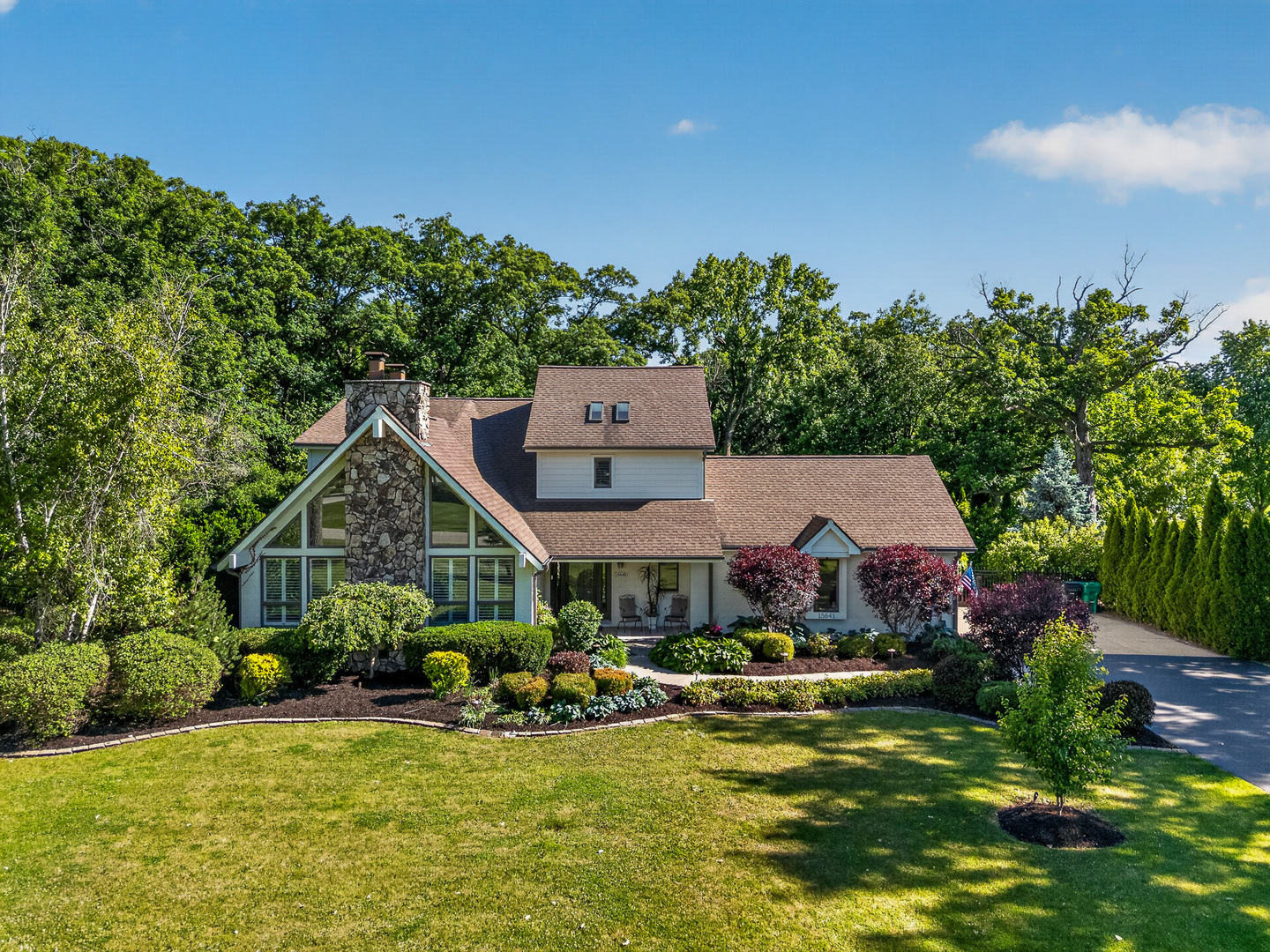 Homes for sale in Homer Glen, IL | 15641 W Stately Oaks Cir, Homer Glen, IL 60491 | MLS# 12578659