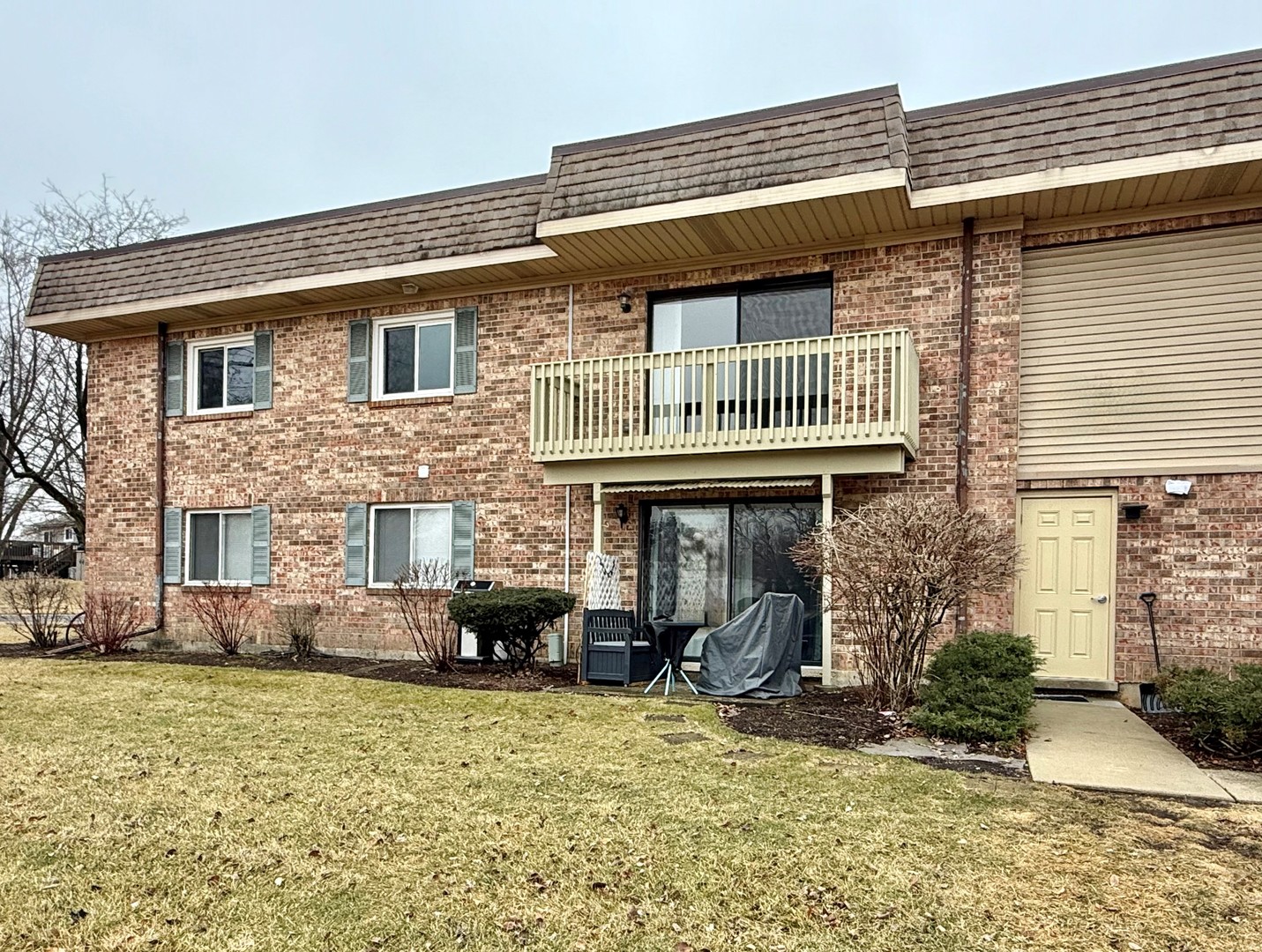 2nd image of 6s010 Steeple Run Dr #2D, Naperville, IL 60540 | MLS# 12580019