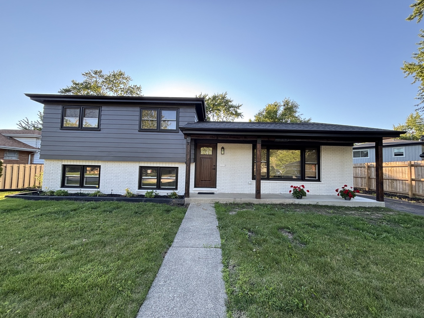 2nd image of (Undisclosed), South Holland, IL 60473 | MLS# 12580571