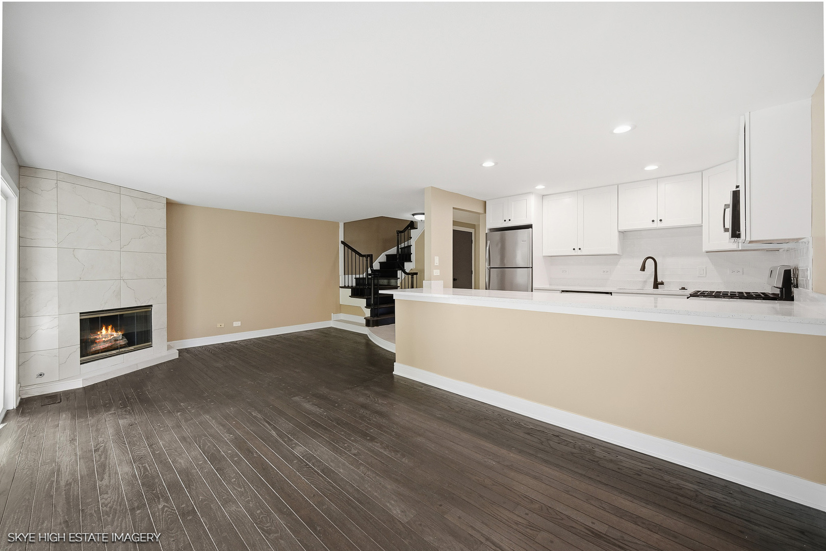 Homes for sale in Palos Hills, IL | 19 Cour Leroux, Palos Hills, IL 60465 | MLS# 12582891