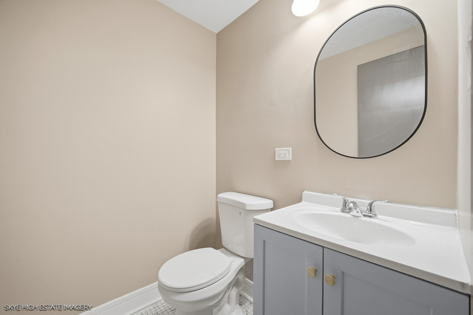 Homes for sale in Palos Hills, IL | 19 Cour Leroux, Palos Hills, IL 60465 | MLS# 12582891