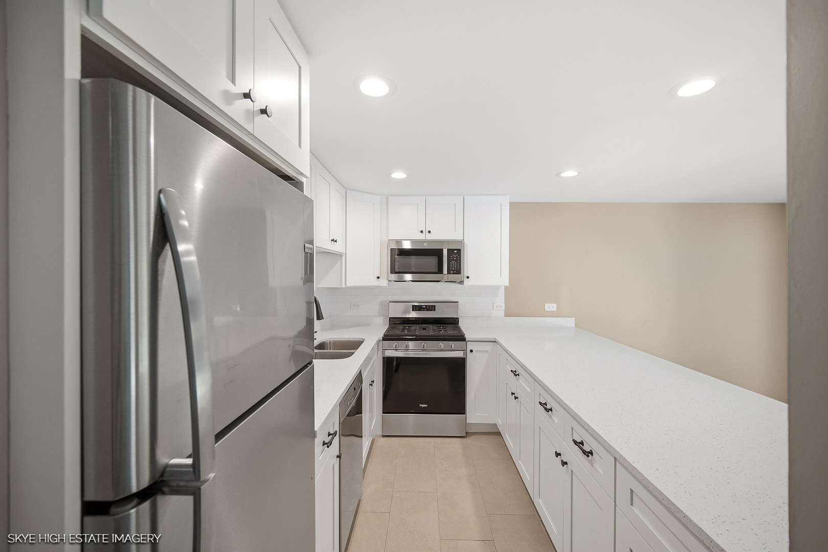 Homes for sale in Palos Hills, IL | 19 Cour Leroux, Palos Hills, IL 60465 | MLS# 12582891