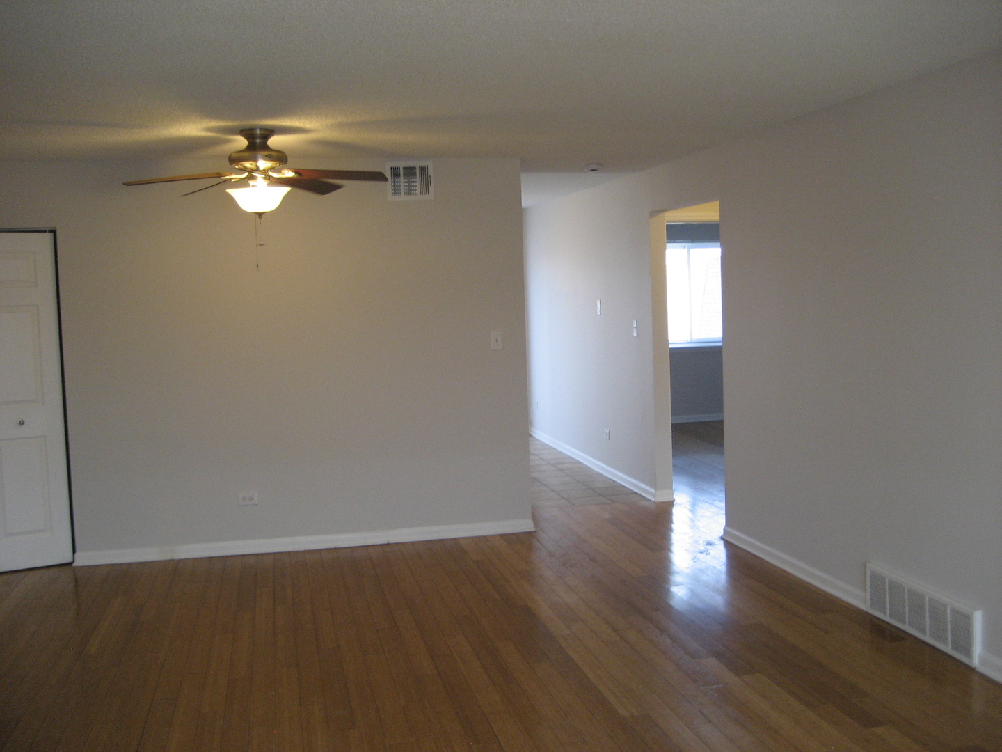 Homes for sale in Palatine, IL | 1424 Carol Ct #3A, Palatine, IL 60074 | MLS# 12582899