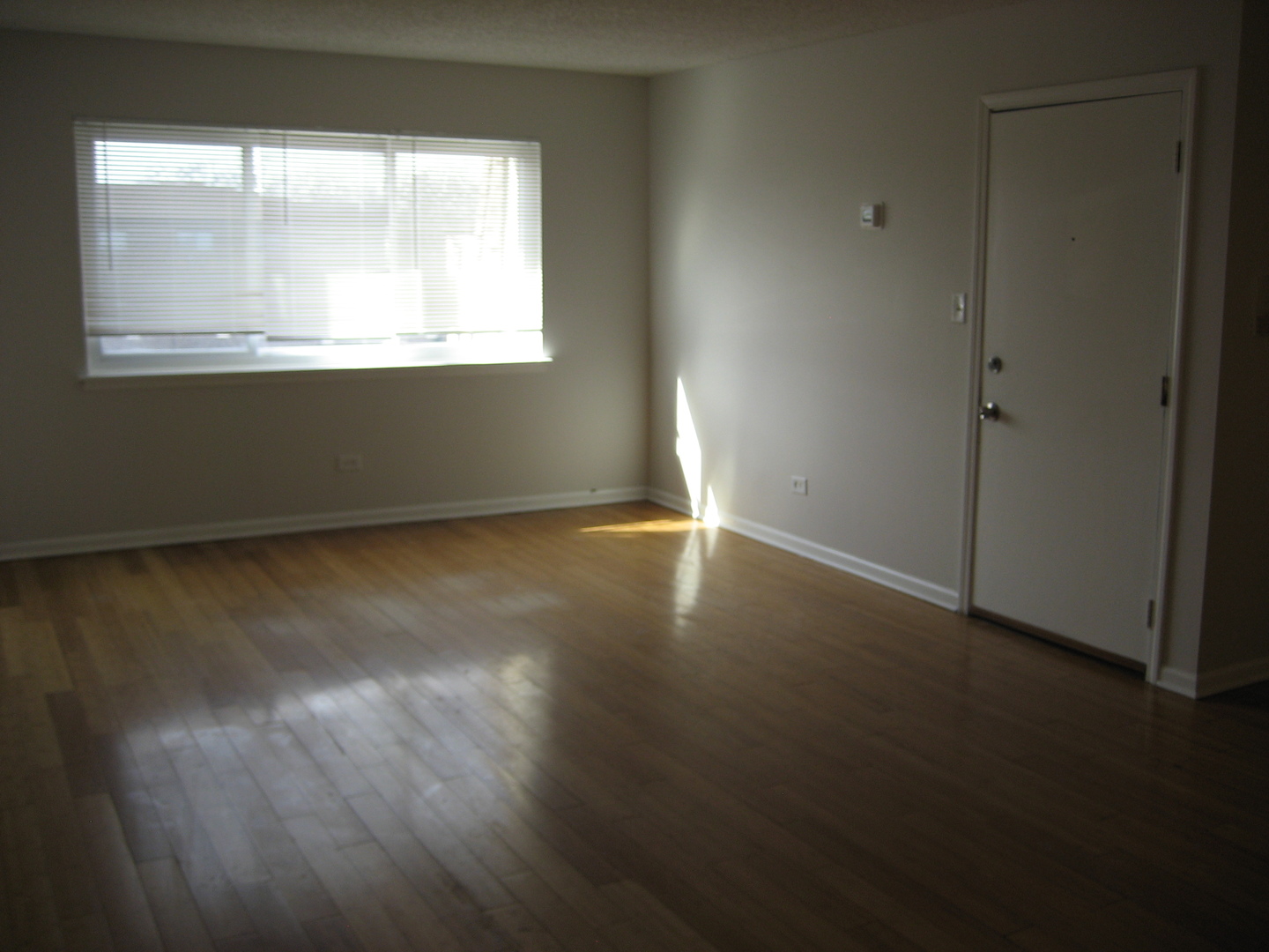 Homes for sale in Palatine, IL | 1424 Carol Ct #3A, Palatine, IL 60074 | MLS# 12582899