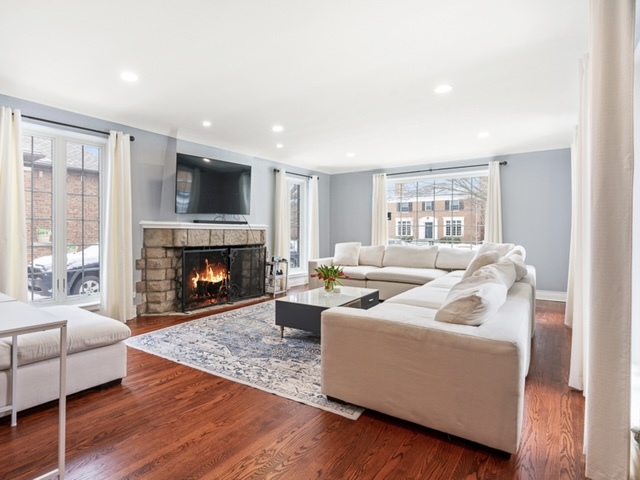 Homes for sale in Chicago, IL | 9950 S Hamilton Ave, Chicago, IL 60643 | MLS# 12584401