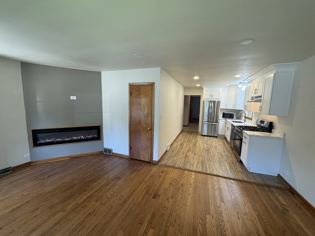 Homes for sale in Berwyn, IL | 7042 Pershing Rd, Berwyn, IL 60402 | MLS# 12584937