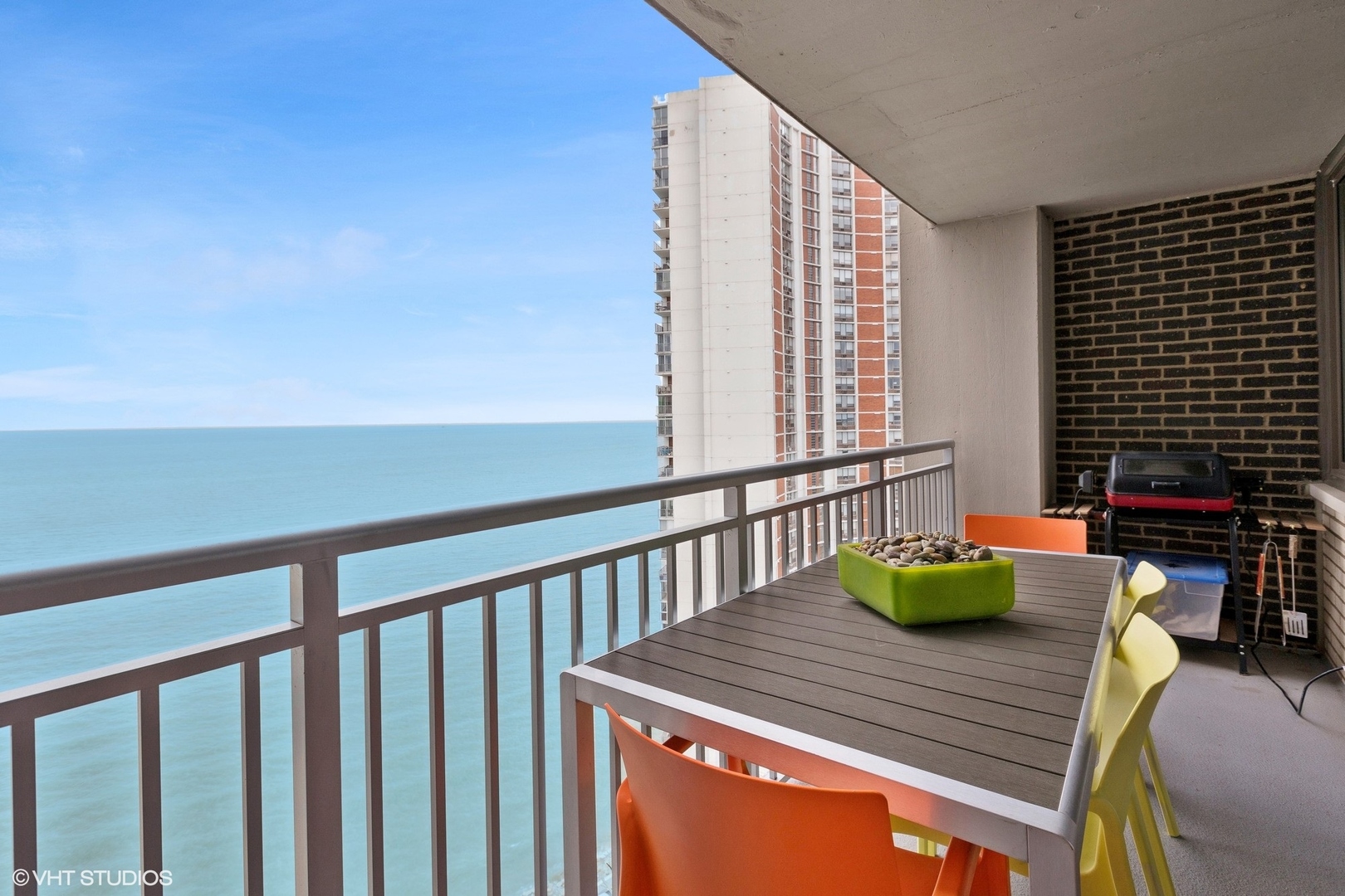 Homes for sale in Chicago, IL | 6145 N Sheridan Rd #28D, Chicago, IL 60660 | MLS# 12585536