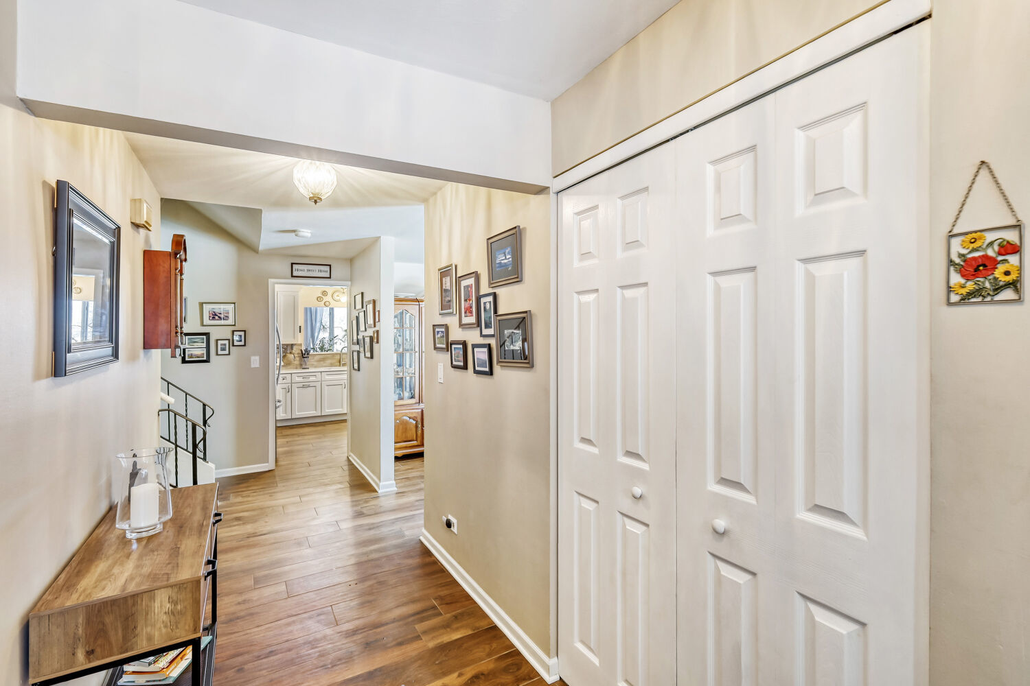 Homes for sale in Bloomingdale, IL | 205 Cambridge Ln, Bloomingdale, IL 60108 | MLS# 12587603