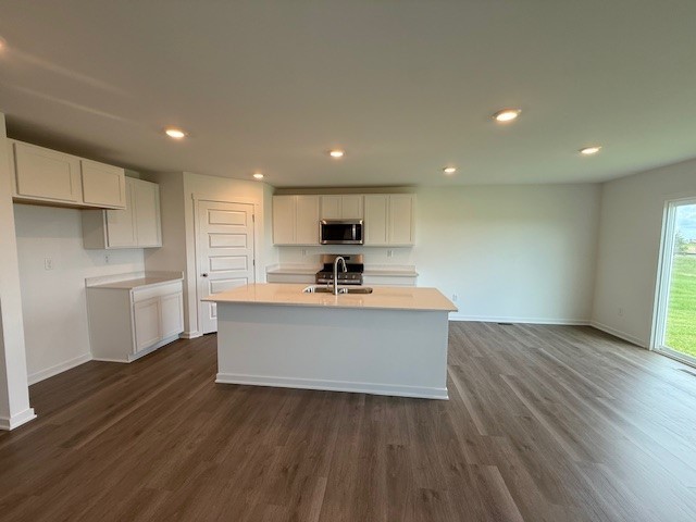 Homes for sale in Huntley, IL | 9996 Edgebrook Ln, Huntley, IL 60142 | MLS# 12590434