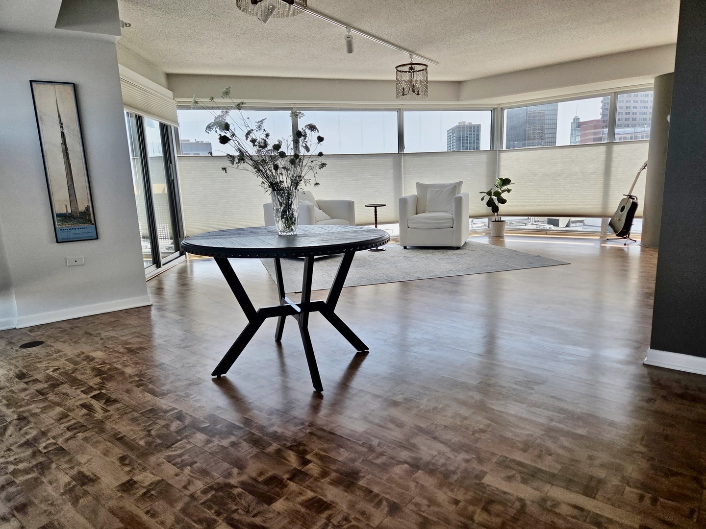 3rd image of 1720 Maple Ave #910, Evanston, IL 60201 | MLS# 12591348