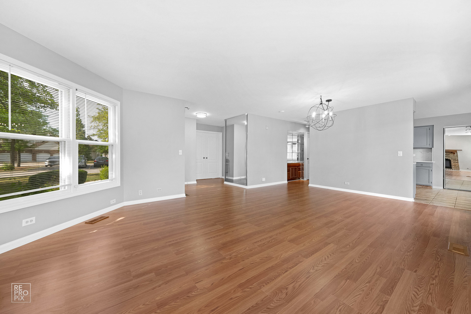 Homes for sale in Buffalo Grove, IL | 98 Willow Pkwy, Buffalo Grove, IL 60089 | MLS# 12594679