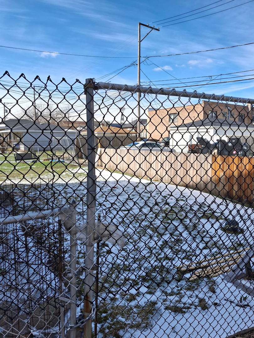 Homes for sale in Chicago, IL | 864 E 87Th Pl, Chicago, IL 60619 | MLS# 12595709