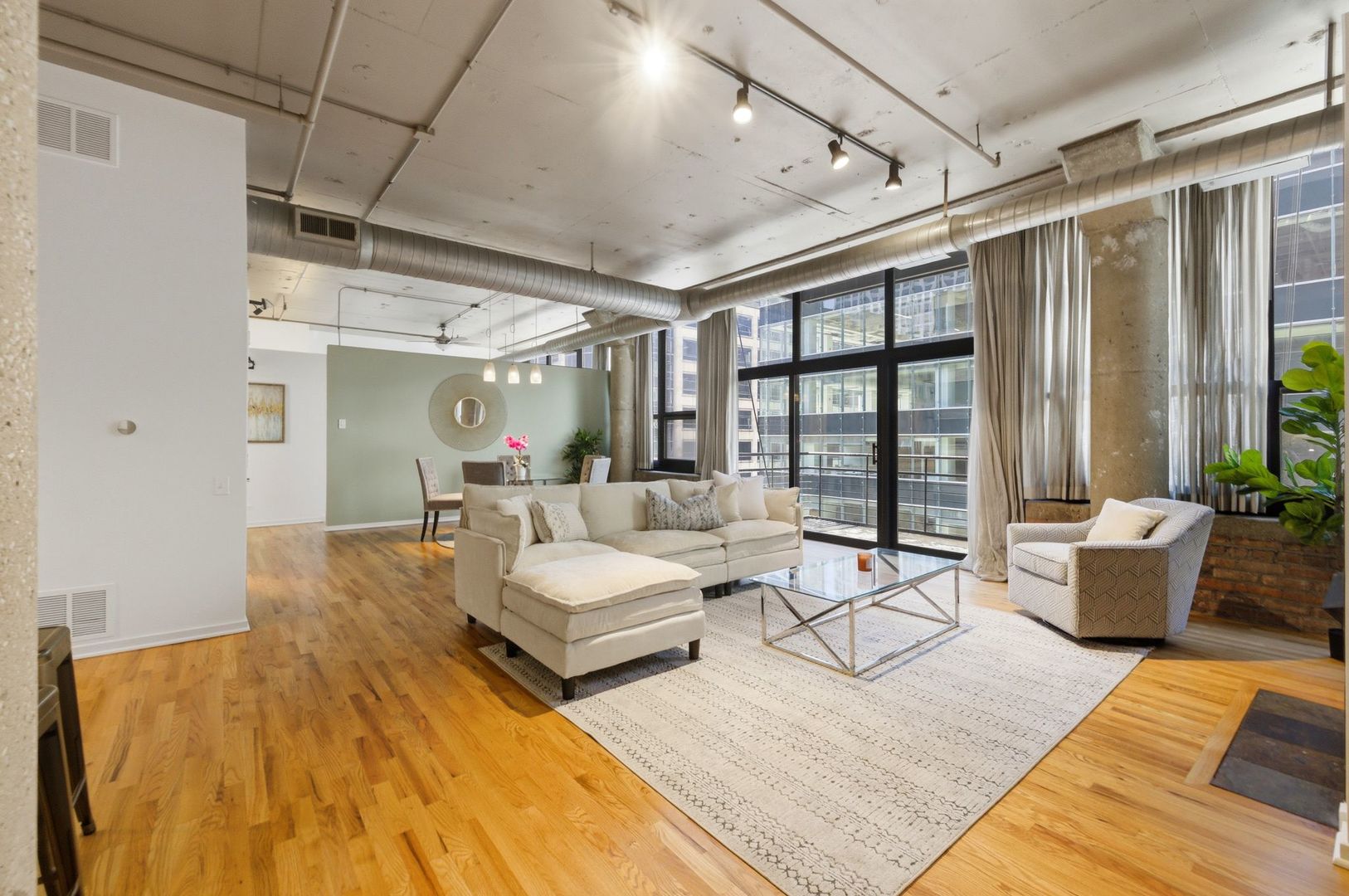 Homes for sale in Chicago, IL | 130 S Canal St #504, Chicago, IL 60606 | MLS# 12596352