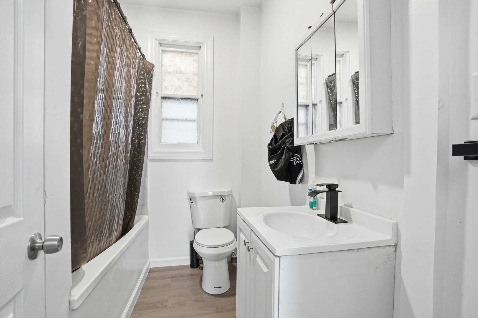 Homes for sale in Chicago, IL | 7923 S Lowe Ave, Chicago, IL 60620 | MLS# 12596644