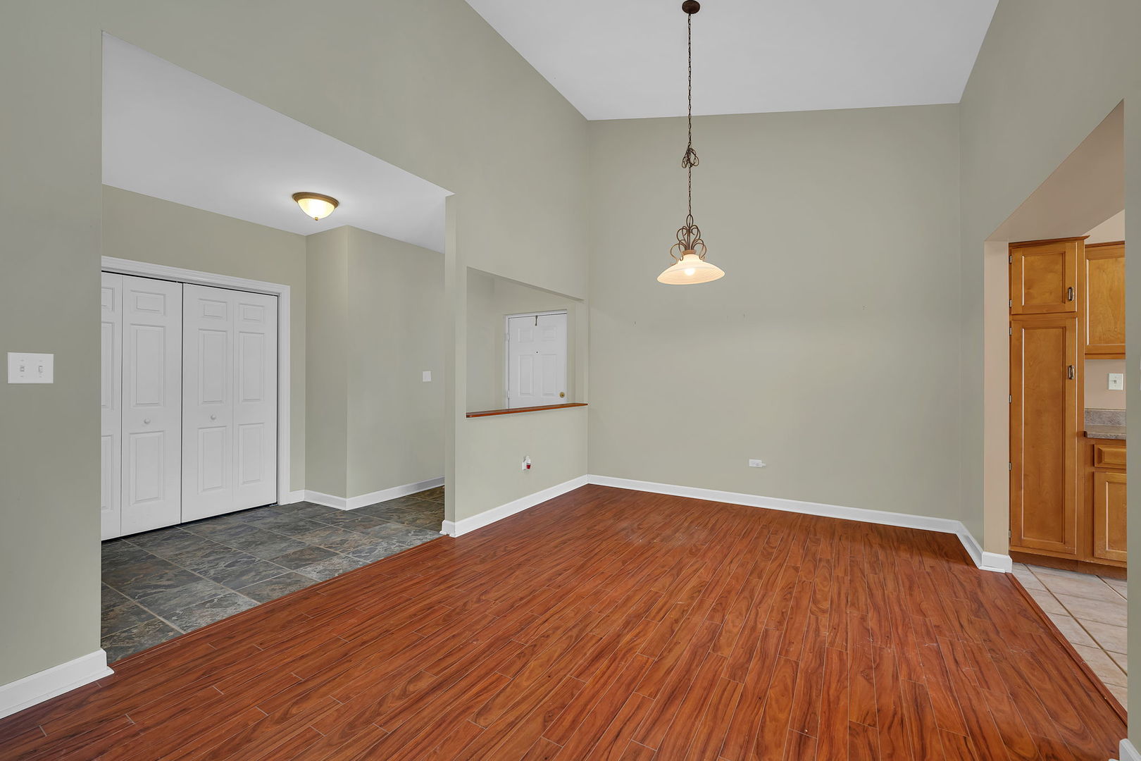 Homes for sale in Tinley Park, IL | 6331 Pine Ridge Ct #3D, Tinley Park, IL 60477 | MLS# 12597015