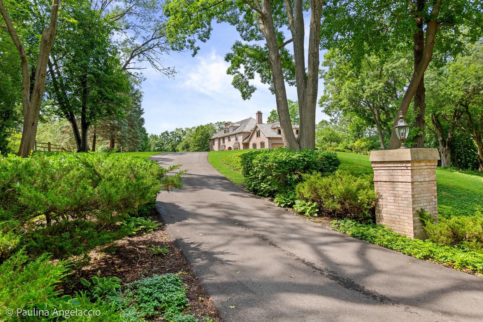 3rd image of 3 Far Hills Rd, Barrington Hills, IL 60010 | MLS# 12598564