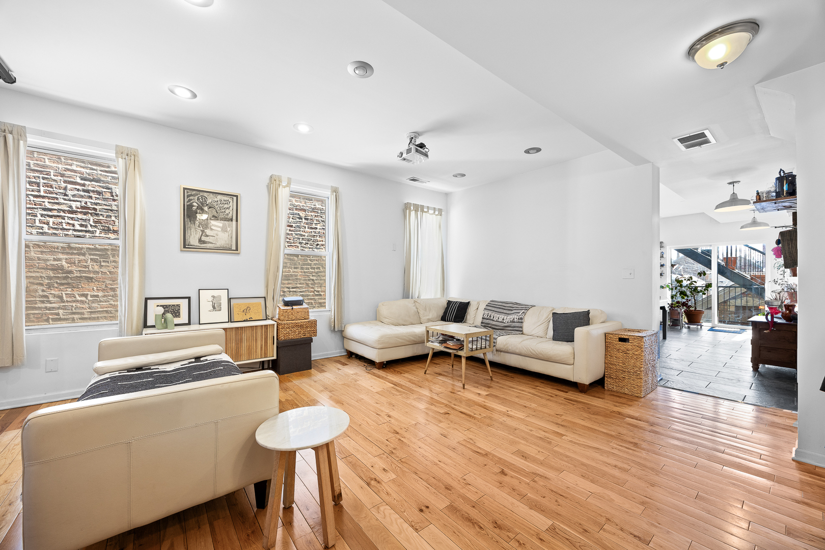 5th image of 1527 W 18Th Pl, Chicago, IL 60608 | MLS# 12599877