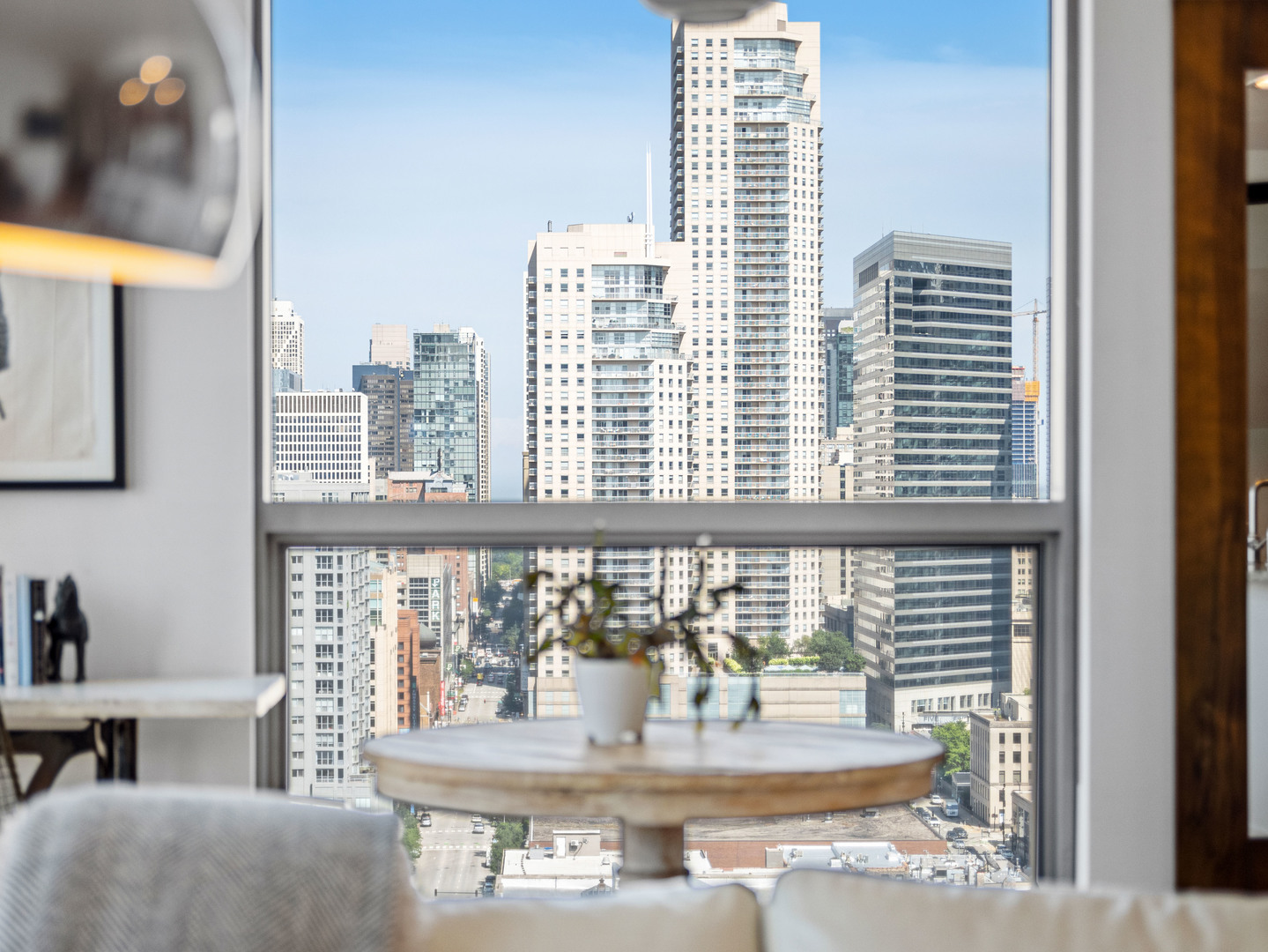 4th image of 303 W Ohio St #2202, Chicago, IL 60654 | MLS# 12601961