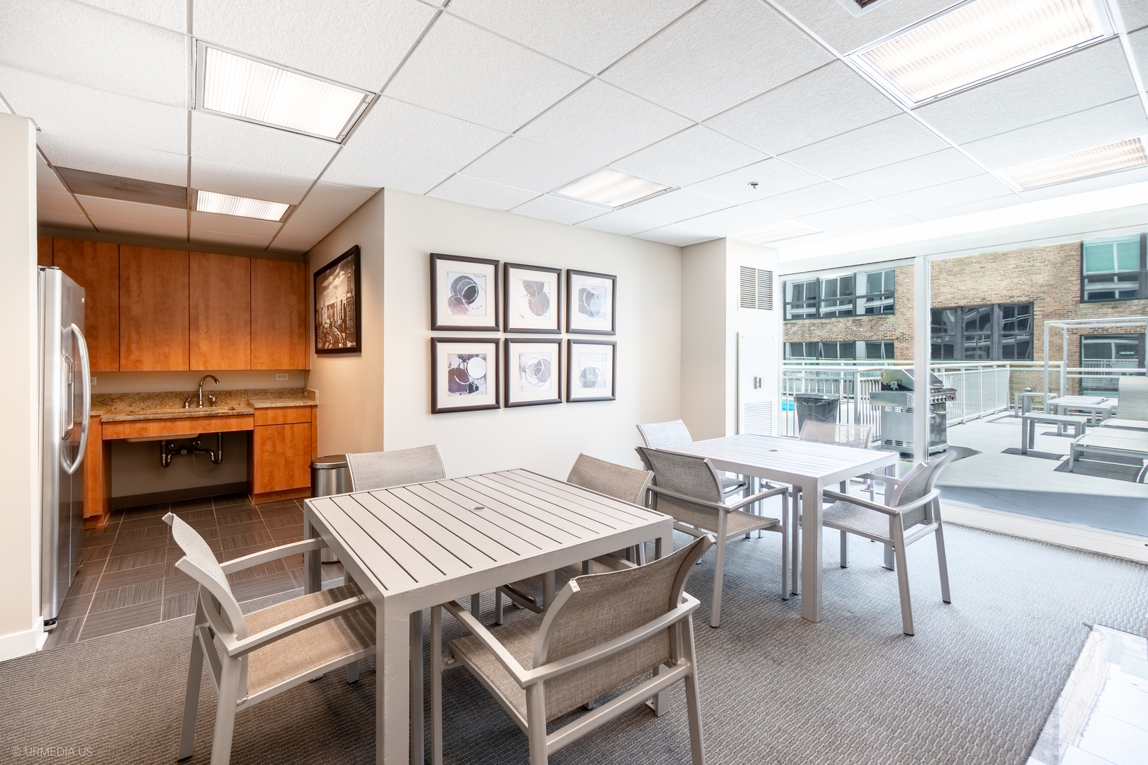 2nd image of 757 N Orleans St, Chicago, IL 60654