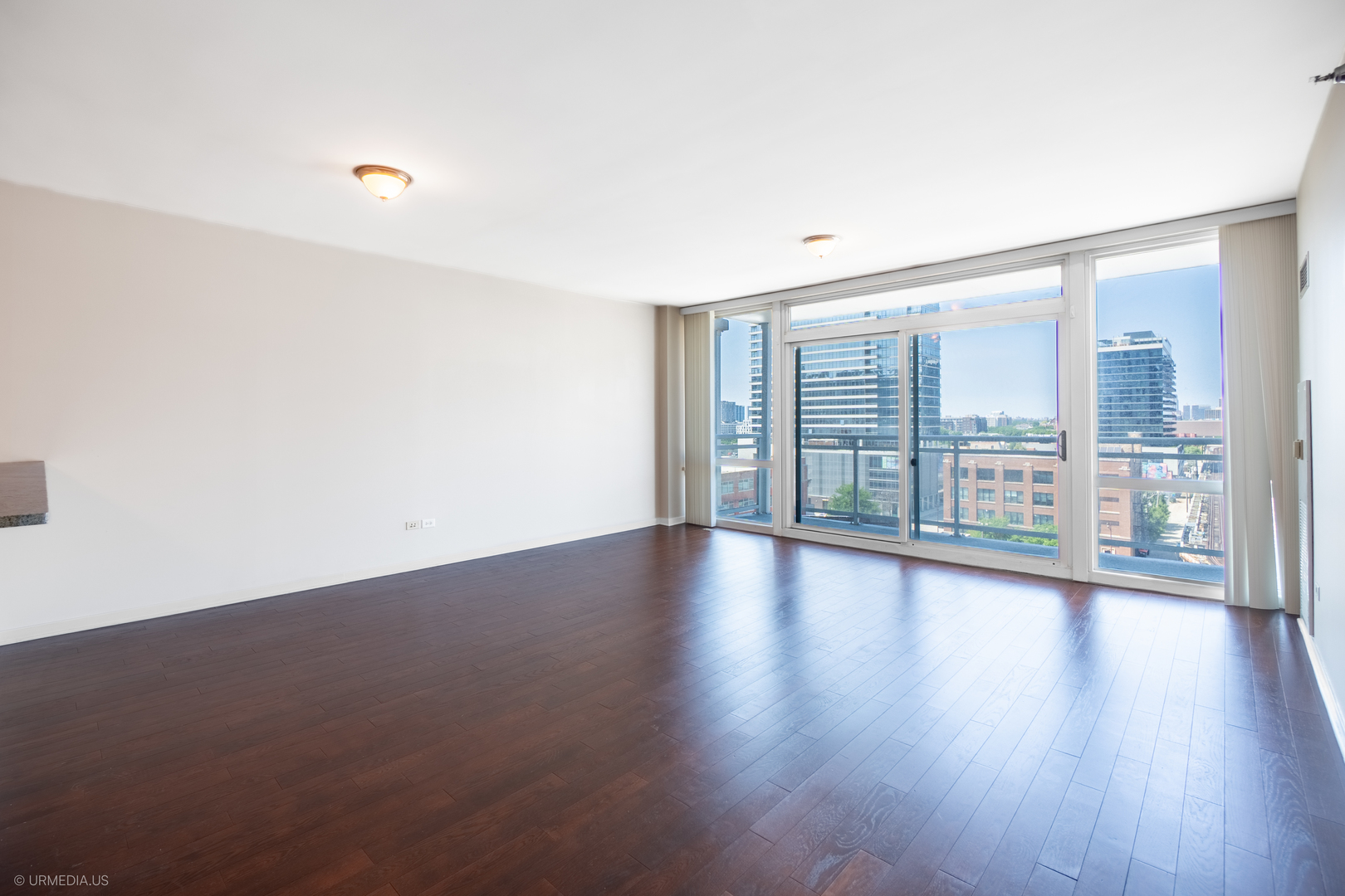 3rd image of 757 N Orleans St #805, Chicago, IL 60654 | MLS# 12607142