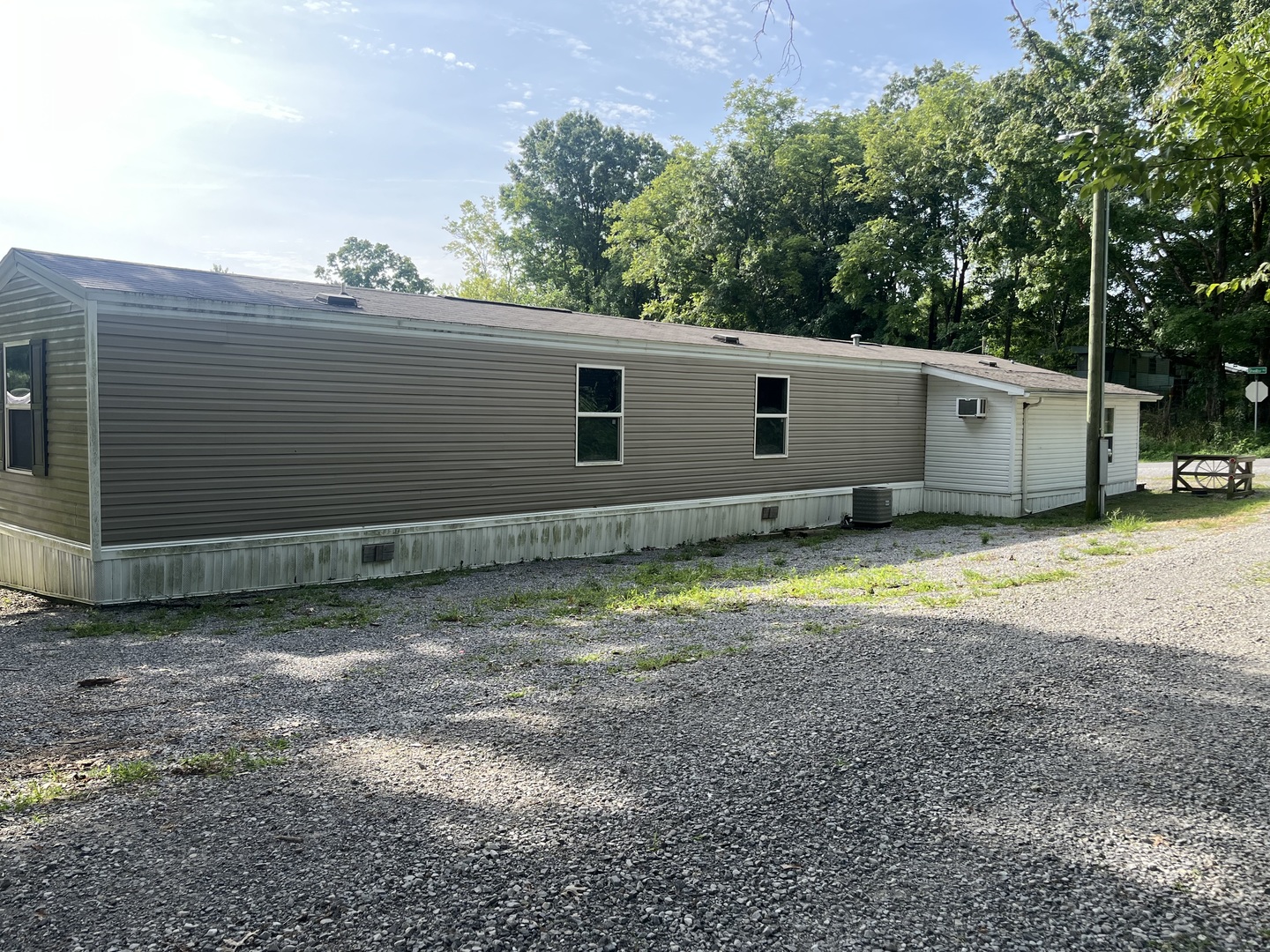 4th image of 155 Shelby Rd, Vienna, IL 62995 | MLS# 12608470