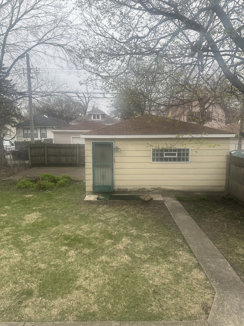4th image of 11722 S Parnell Ave S, Chicago, IL 60628 | MLS# 12608793