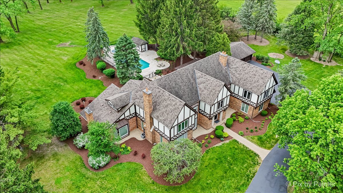 1st image of 3 Auburn Ln, Barrington Hills, IL 60010 | MLS# 12610421
