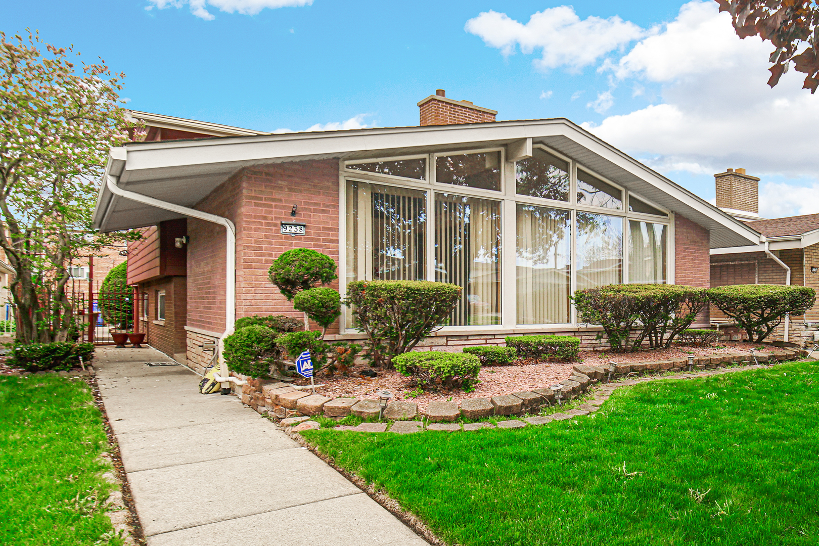 Homes for sale in Chicago, IL | 9238 S Constance Ave, Chicago, IL 60617 | MLS# 12610446