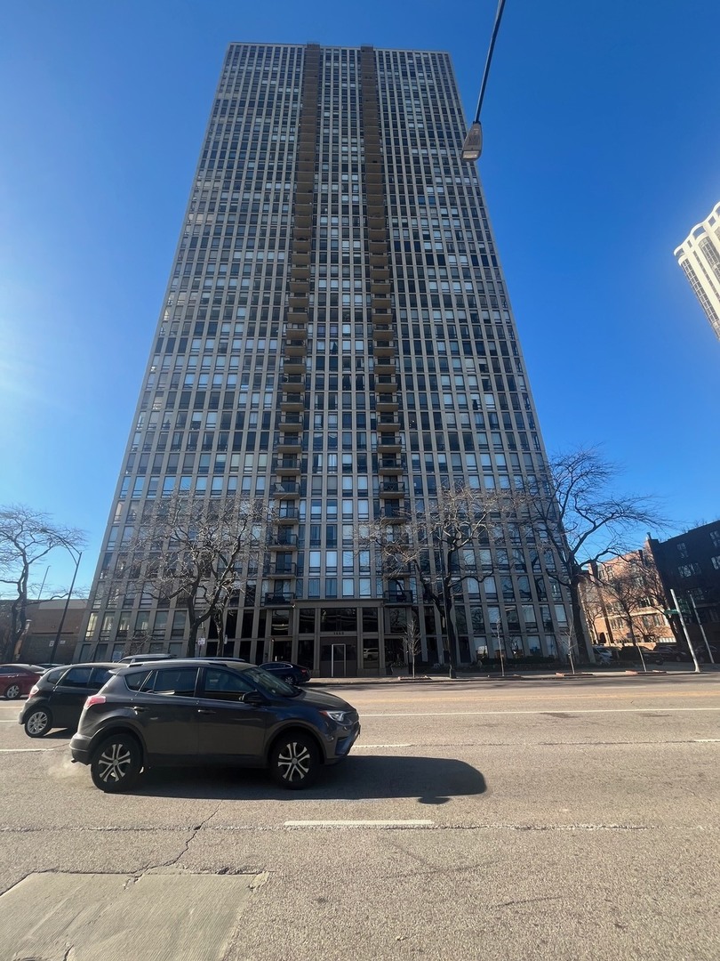 Homes for sale in Chicago, IL | 1660 N La Salle Dr #3208, Chicago, IL 60614 | MLS# 12611391