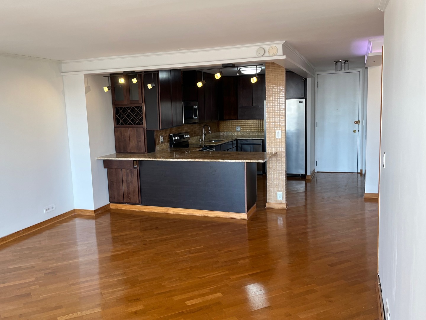 Homes for sale in Chicago, IL | 1660 N La Salle Dr #3208, Chicago, IL 60614 | MLS# 12611391
