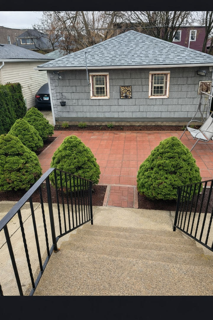 2nd image of 5716 S Campbell Ave, Chicago, IL 60629 | MLS# 12613495