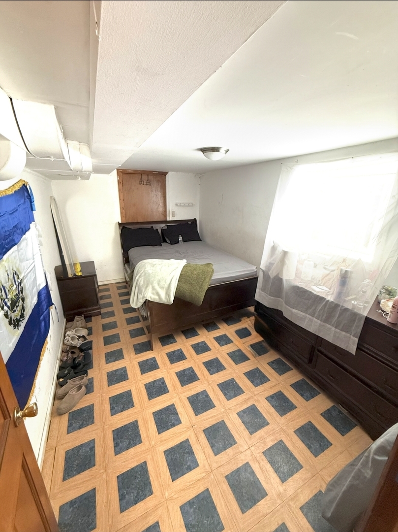22nd image of 5716 S Campbell Ave, Chicago, IL 60629 | MLS# 12613495