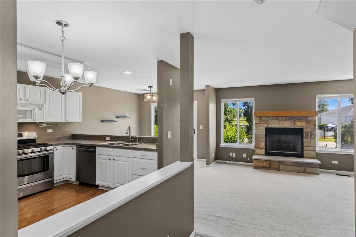 Homes for sale in Carpentersville, IL | 2010 Orchard Ln, Carpentersville, IL 60110 | MLS# 12613615