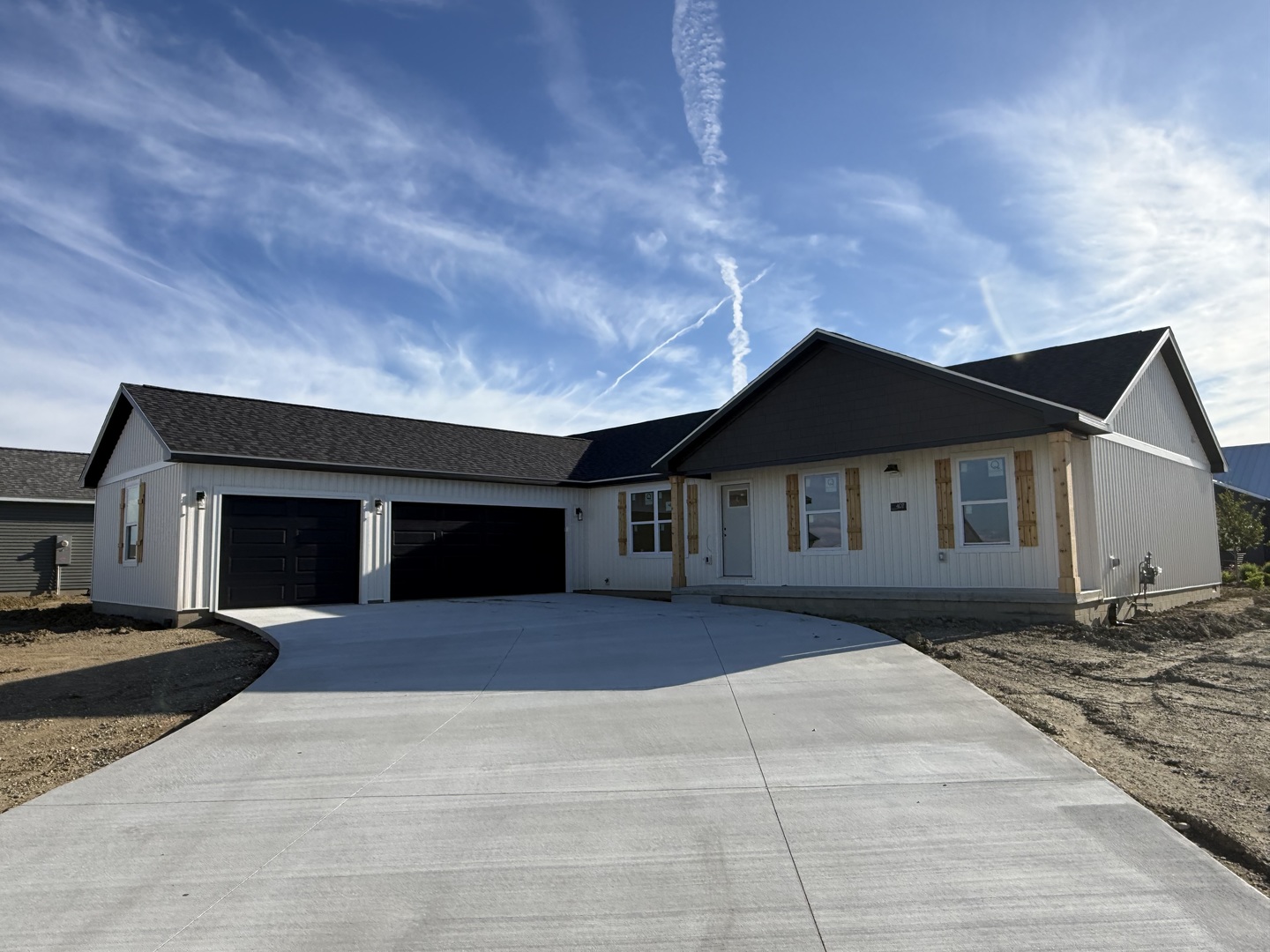 Homes for sale in Fisher, IL | 407 Jerin Dr, Fisher, IL 61843 | MLS# 12614784